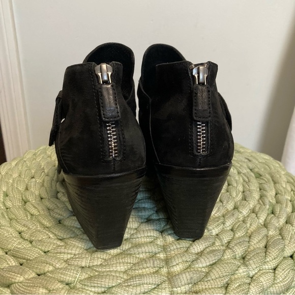 Eileen Fisher Ives Tumbled Black Nubuck chunky Heel Bootie - Picture 6 of 11